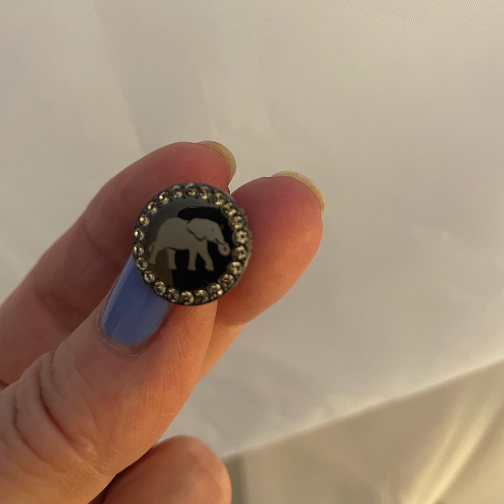 Swarovski tac pin